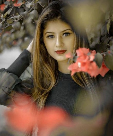 beautiful girl pictures for whatsapp dp
